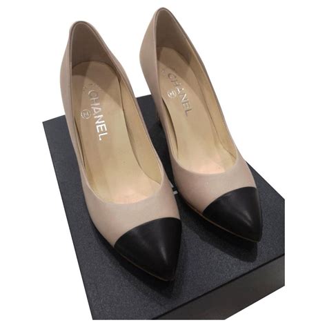 chanel heels beige black